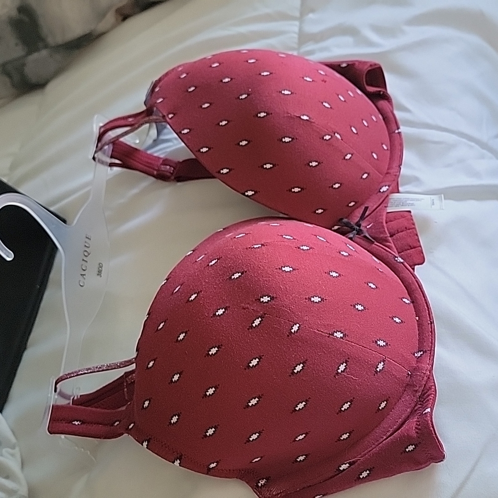 Cacique cotton boost plunge 38 dd